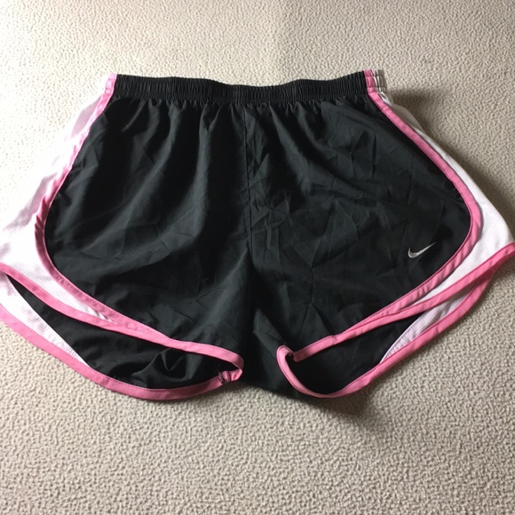 Nike Pants - Nike small dry fit tempo running shorts